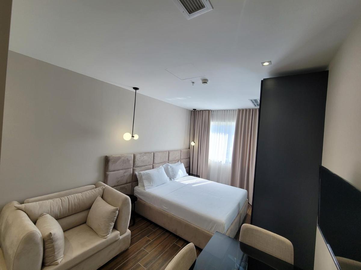 Delfin Kune Hotel