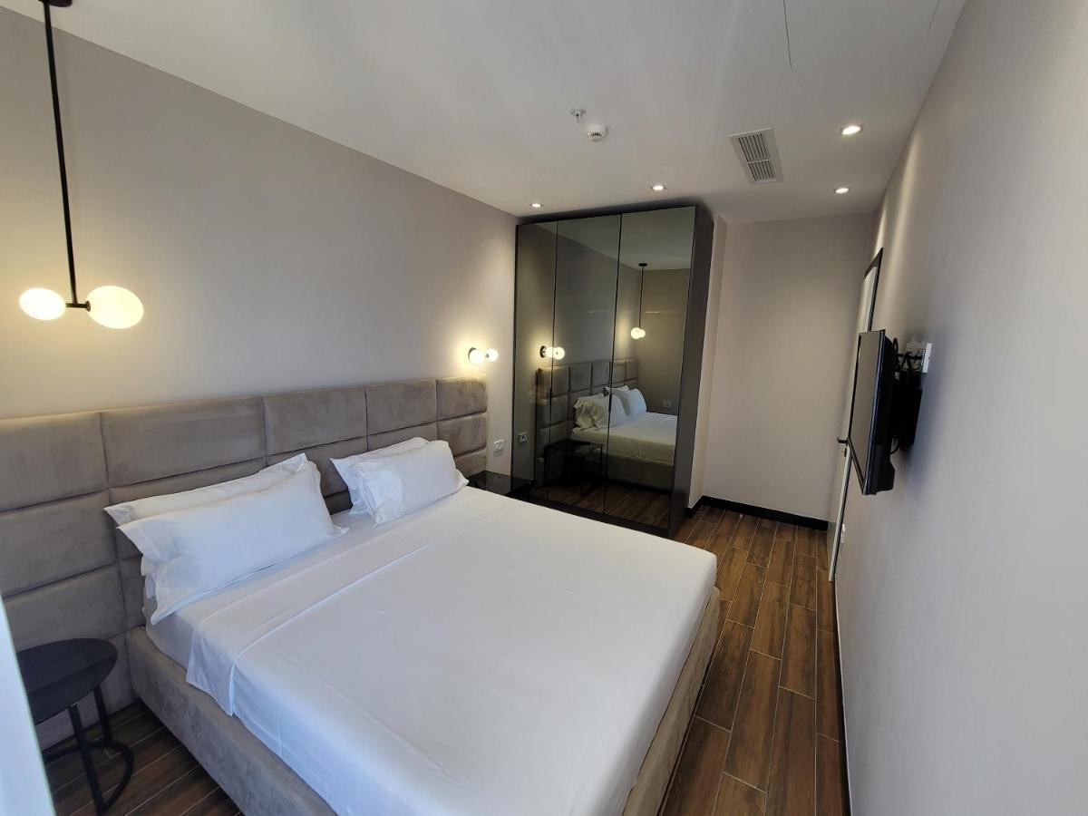 Delfin Kune Szálloda 5*